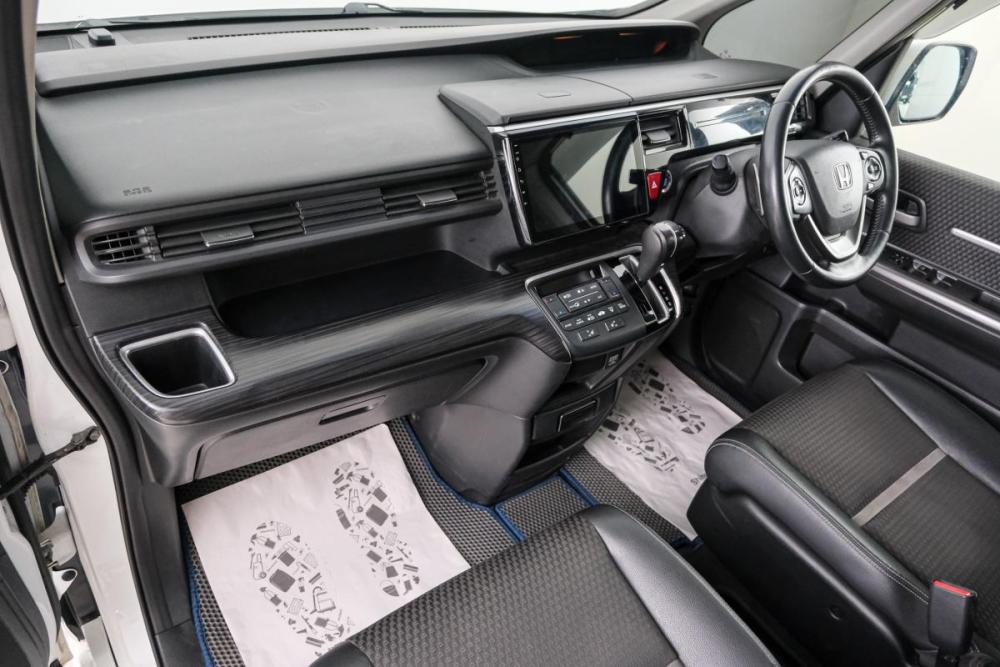 Honda Stepwgn V Красноярск  - изображение 13