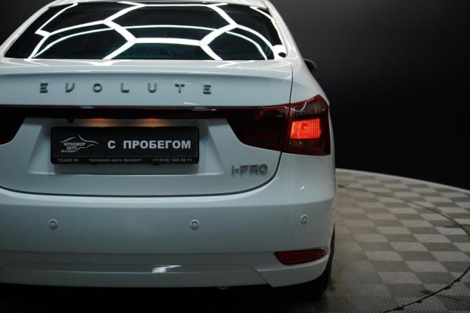 Evolute i-PRO с пробегом 2023 года, цена 2 132 000 рублей, 92000 км, седан, Автокод Объявления