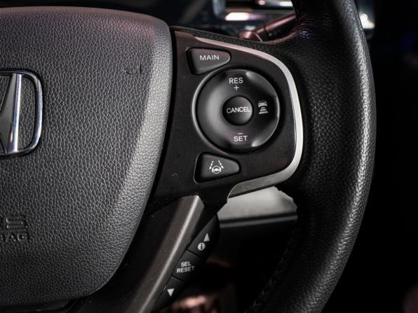 Honda Stepwgn V Рестайлинг с пробегом 2018 года, цена 2 180 000 рублей, 91020 км, минивэн, Автокод Объявления
