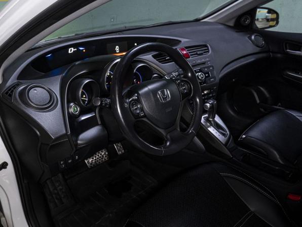 Honda Civic IX с пробегом 2013 года, цена 1 269 000 рублей, 190247 км, хэтчбек, Автокод Объявления