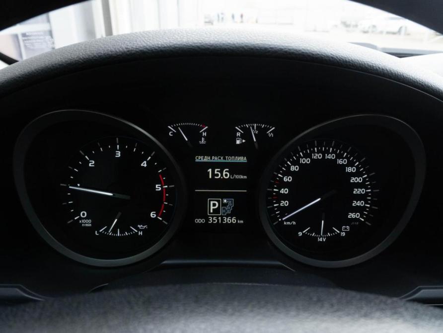 Toyota Land Cruiser 200 Series Рестайлинг 1 Улан-Удэ  - изображение 24