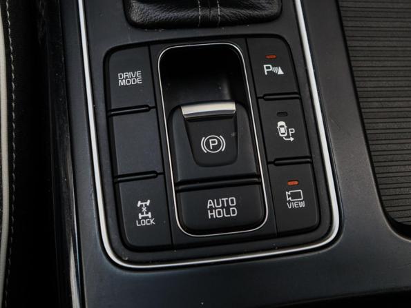 Kia Sorento III Prime Рестайлинг с пробегом 2018 года, цена 2 995 000 рублей, 118664 км, внедорожник, Автокод Объявления