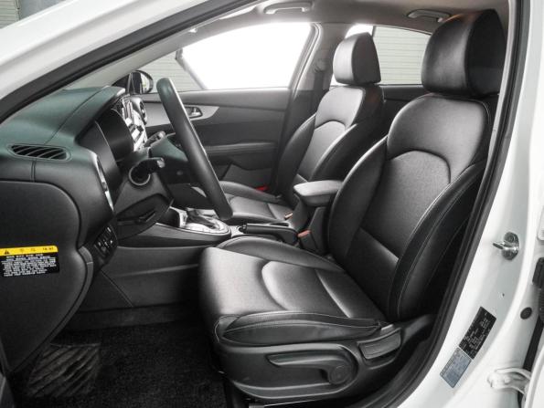 Kia K3 II с пробегом 2019 года, цена 1 627 000 рублей, 116967 км, седан, Автокод Объявления