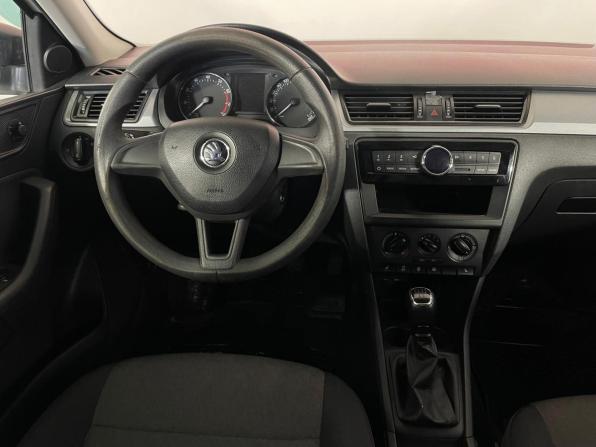 Skoda Rapid I с пробегом 2017 года, цена 859 000 рублей, 199330 км, лифтбек, Автокод Объявления