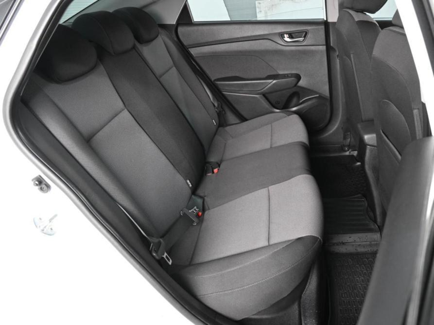 Hyundai Solaris II Ростов-на-Дону  - изображение 7