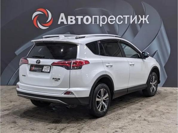 Toyota RAV4 IV (XA40) Рестайлинг с пробегом 2019 года, цена 2 920 000 рублей, 117000 км, внедорожник, Автокод Объявления