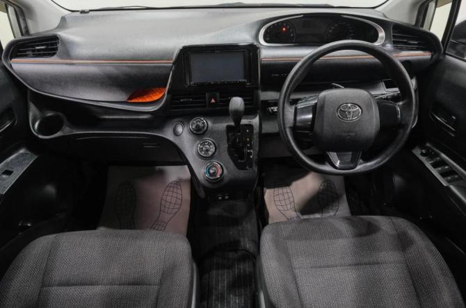 Toyota Sienta I Рестайлинг 1 с пробегом 2019 года, цена 1 549 000 рублей, 109000 км, компактвэн, Автокод Объявления
