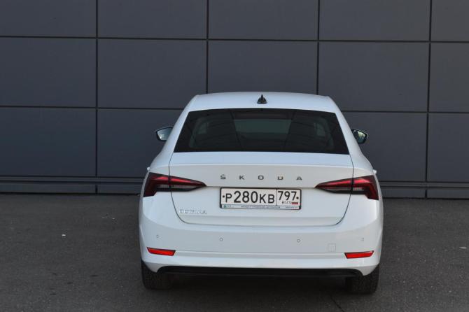 Skoda Octavia IV (A8) с пробегом 2021 года, цена 2 200 000 рублей, 131500 км, лифтбек, Автокод Объявления