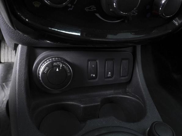 Nissan Terrano III (D10) с пробегом 2021 года, цена 1 490 000 рублей, 136661 км, внедорожник, Автокод Объявления