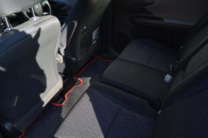 Toyota Wish II с пробегом 2011 года, цена 1 350 000 рублей, 162588 км, минивэн, Автокод Объявления