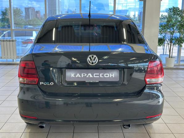 Volkswagen Polo V Рестайлинг с пробегом 2016 года, цена 1 000 000 рублей, 137542 км, седан, Автокод Объявления