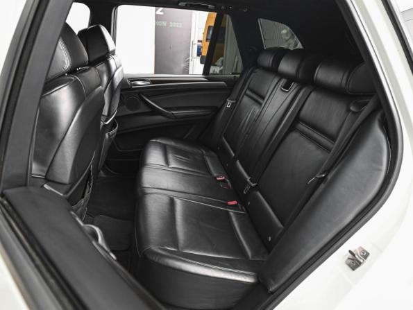 BMW X5 II (E70) Рестайлинг с пробегом 2011 года, цена 2 599 000 рублей, 292139 км, внедорожник, Автокод Объявления