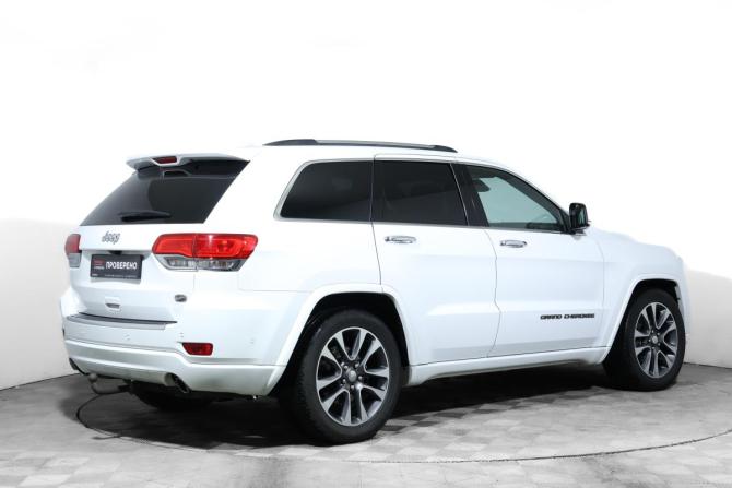 Jeep Grand Cherokee IV (WK2) Рестайлинг с пробегом 2018 года, цена 4 890 000 рублей, 47856 км, внедорожник, Автокод Объявления