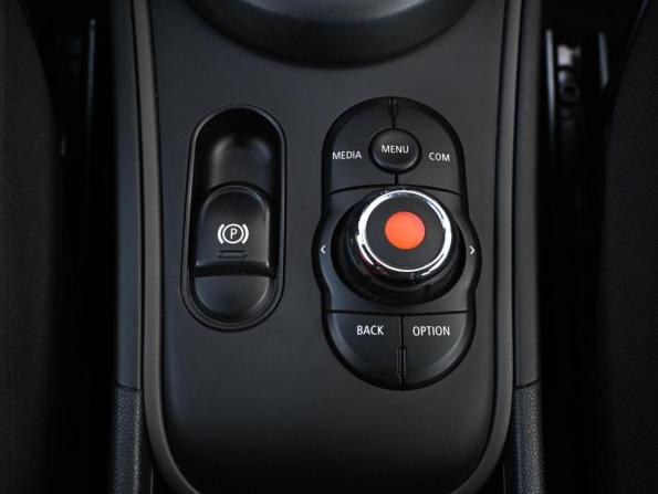 Mini Countryman II с пробегом 2018 года, цена 2 324 000 рублей, 149701 км, внедорожник, Автокод Объявления