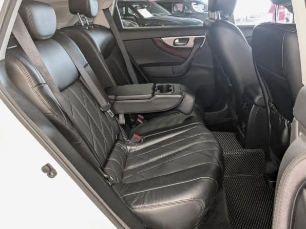 Infiniti QX70 с пробегом 2014 года, цена 1 999 500 рублей, 160000 км, внедорожник, Автокод Объявления