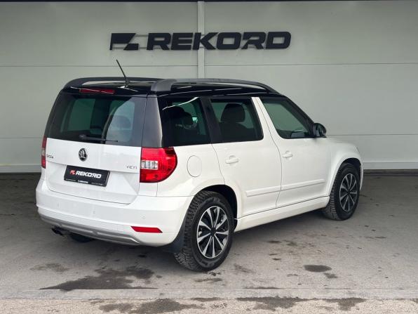 Skoda Yeti I Рестайлинг с пробегом 2015 года, цена 1 149 000 рублей, 226664 км, внедорожник, Автокод Объявления
