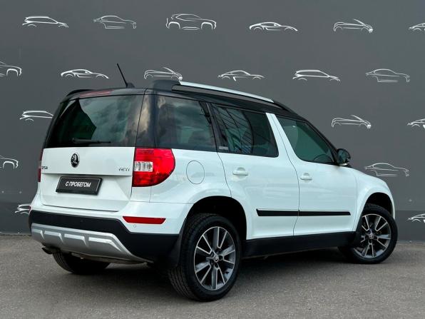 Skoda Yeti I Рестайлинг с пробегом 2017 года, цена 1 497 800 рублей, 113006 км, внедорожник, Автокод Объявления