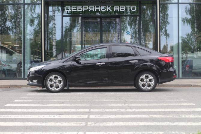 Ford Focus III Рестайлинг с пробегом 2019 года, цена 1 420 000 рублей, 140513 км, седан, Автокод Объявления