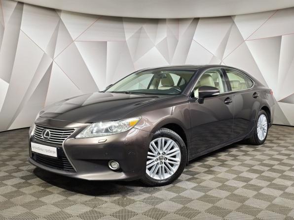 Lexus ES VI