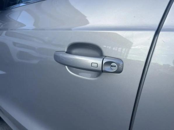 Audi Q3 I (8U) с пробегом 2013 года, цена 1 400 000 рублей, 199986 км, внедорожник, Автокод Объявления