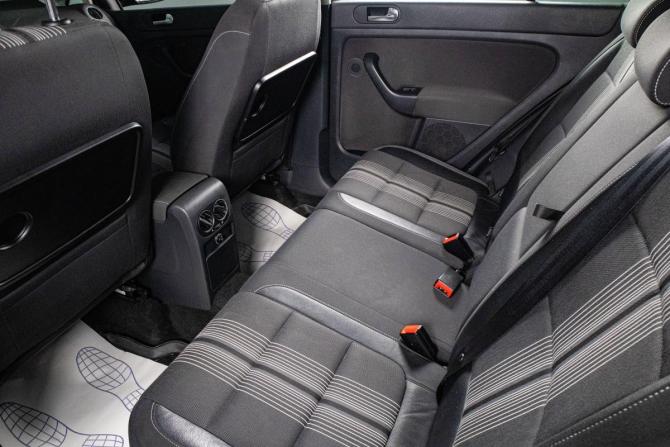 Volkswagen Golf Plus II с пробегом 2012 года, цена 899 000 рублей, 79800 км, хэтчбек, Автокод Объявления