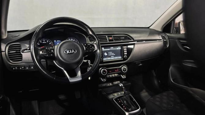 Kia Rio IV Рестайлинг с пробегом 2020 года, цена 1 680 000 рублей, 74100 км, седан, Автокод Объявления