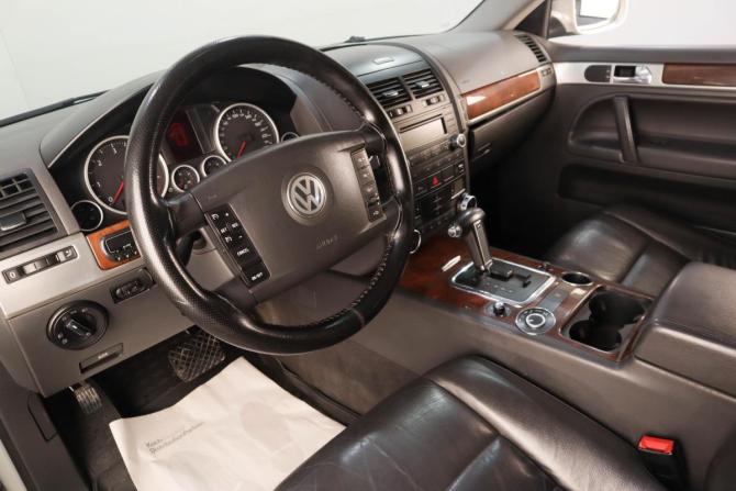 Volkswagen Touareg I Рестайлинг с пробегом 2008 года, цена 1 109 000 рублей, 232000 км, внедорожник, Автокод Объявления