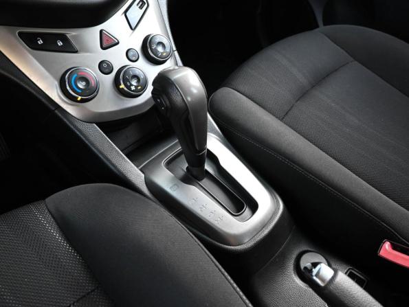 Chevrolet Aveo II с пробегом 2015 года, цена 854 000 рублей, 204179 км, седан, Автокод Объявления