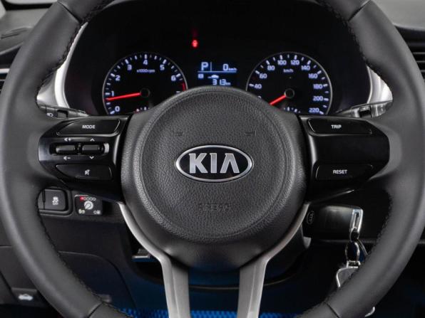 Kia Rio IV Рестайлинг с пробегом 2021 года, цена 1 299 000 рублей, 134460 км, седан, Автокод Объявления