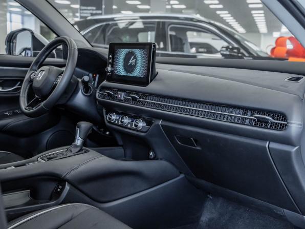 Honda ZR-V с пробегом 2022 года, цена 3 490 000 рублей, 30 км, внедорожник, Автокод Объявления