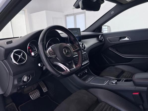 Mercedes-Benz GLA I (X156) Рестайлинг с пробегом 2019 года, цена 2 850 000 рублей, 64977 км, внедорожник, Автокод Объявления