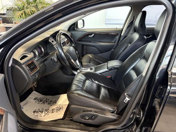Volvo XC70 II с пробегом 2011 года, цена 1 305 400 рублей, 233983 км, универсал, Автокод Объявления