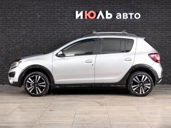 Renault Sandero II с пробегом 2018 года, цена 1 150 000 рублей, 79207 км, хэтчбек, Автокод Объявления