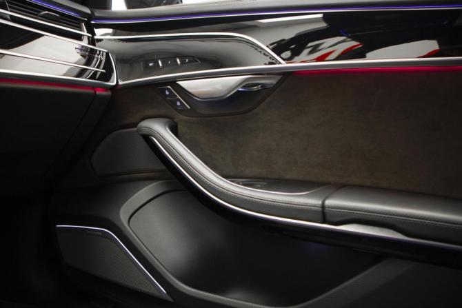 Audi A8 IV (D5) с пробегом 2022 года, цена 7 500 000 рублей, 66900 км, седан, Автокод Объявления