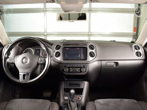 Volkswagen Tiguan I Рестайлинг с пробегом 2015 года, цена 1 565 995 рублей, 183322 км, внедорожник, Автокод Объявления