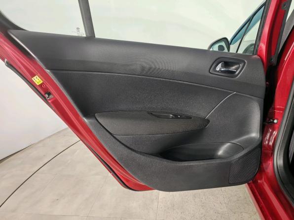 Peugeot 408 I с пробегом 2013 года, цена 650 000 рублей, 112500 км, седан, Автокод Объявления