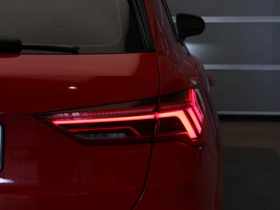 Audi Q3 II (F3) Москва  - изображение 28