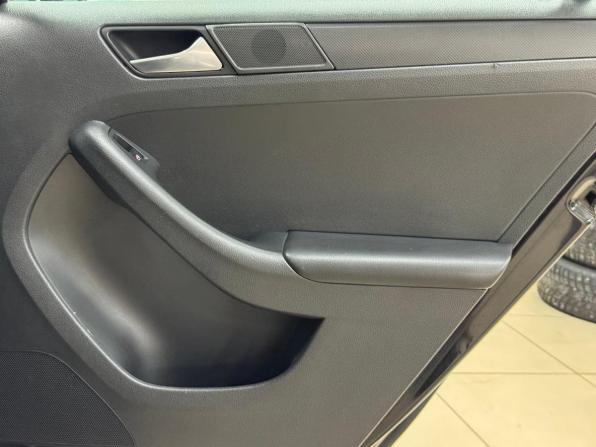 Volkswagen Jetta VI с пробегом 2013 года, цена 1 050 000 рублей, 168084 км, седан, Автокод Объявления
