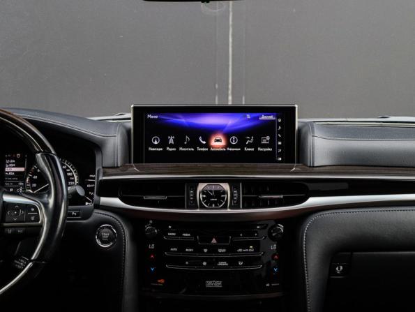 Lexus LX III Рестайлинг 2 с пробегом 2017 года, цена 9 400 000 рублей, 53679 км, внедорожник, Автокод Объявления