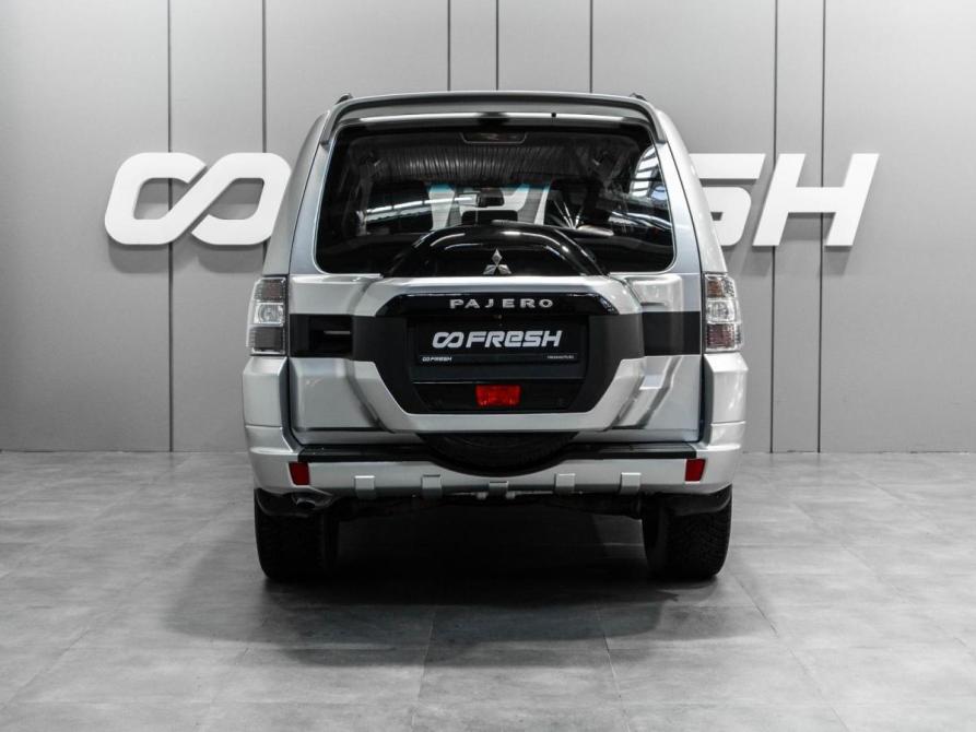Mitsubishi Pajero IV Рестайлинг 2 Тюмень  - изображение 4