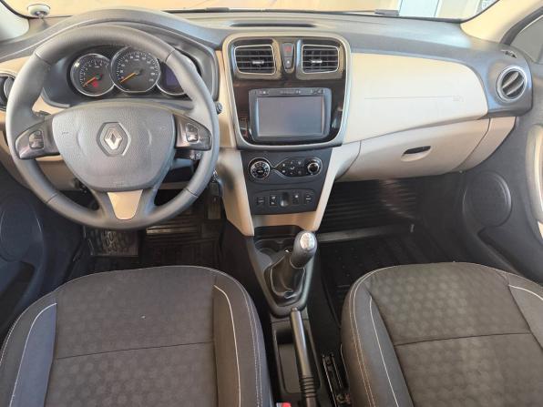 Renault Logan II с пробегом 2016 года, цена 864 000 рублей, 73172 км, седан, Автокод Объявления