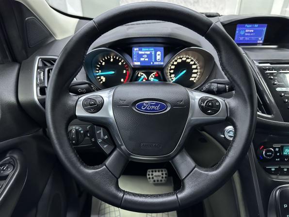 Ford Kuga II с пробегом 2013 года, цена 1 665 000 рублей, 233513 км, внедорожник, Автокод Объявления