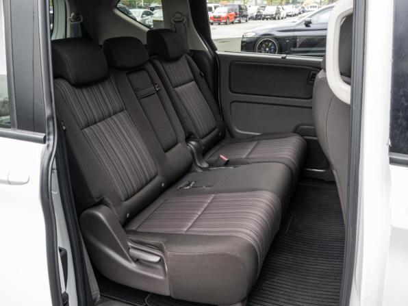 Honda Freed II с пробегом 2018 года, цена 1 545 000 рублей, 152823 км, компактвэн, Автокод Объявления