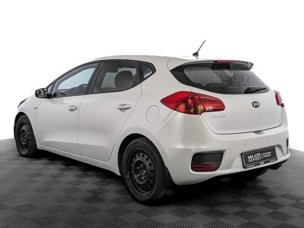 Kia Ceed II Рестайлинг с пробегом 2016 года, цена 1 090 000 рублей, 195564 км, хэтчбек, Автокод Объявления