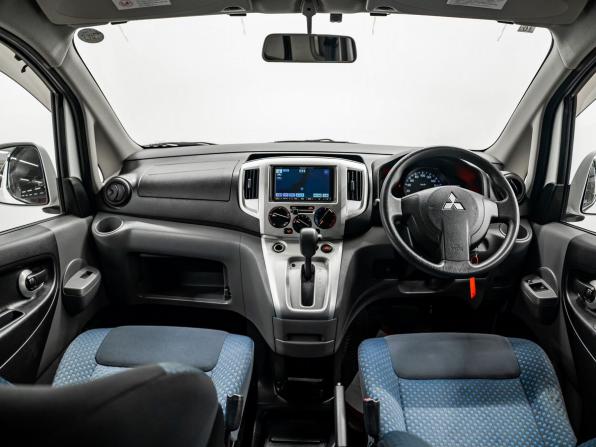Mitsubishi Delica D:3 с пробегом 2011 года, цена 1 275 000 рублей, 157815 км, минивэн, Автокод Объявления