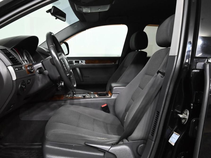 Volkswagen Touareg I Рестайлинг Екатеринбург  - изображение 18