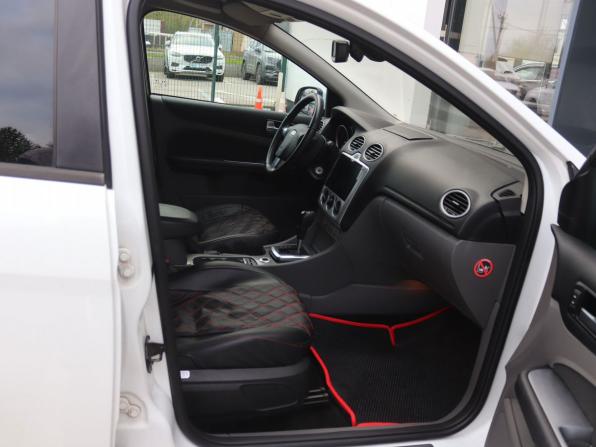 Ford Focus II Рестайлинг с пробегом 2011 года, цена 599 000 рублей, 132000 км, хэтчбек, Автокод Объявления