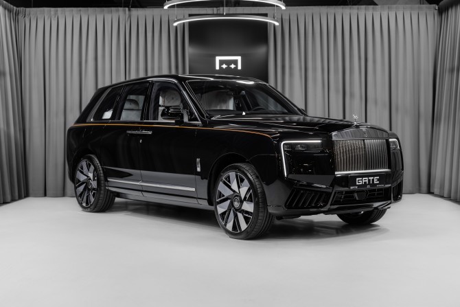Новый Rolls-Royce Cullinan I Рестайлинг 2024 года, цена 94 846 800 рублей, внедорожник, Автокод Объявления