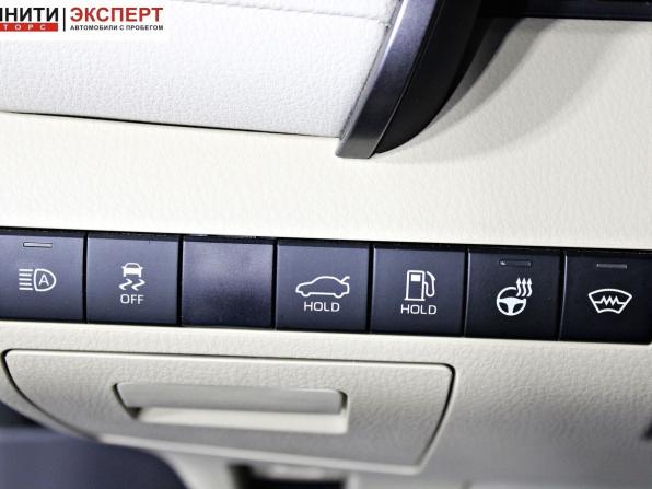 Toyota Camry VIII (XV70) Рестайлинг с пробегом 2021 года, цена 2 877 000 рублей, 171860 км, седан, Автокод Объявления