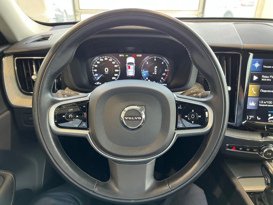Volvo XC60 II Москва  - изображение 15